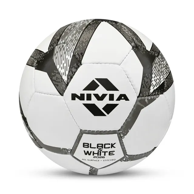 Classic B&W Training Football – Nivia